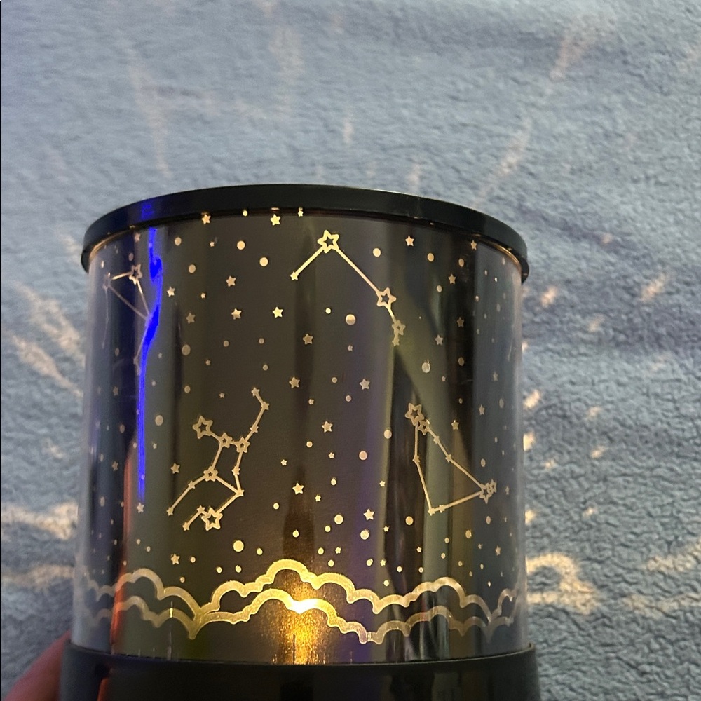 Starry Night Projector Lamp - Picture 7 of 8